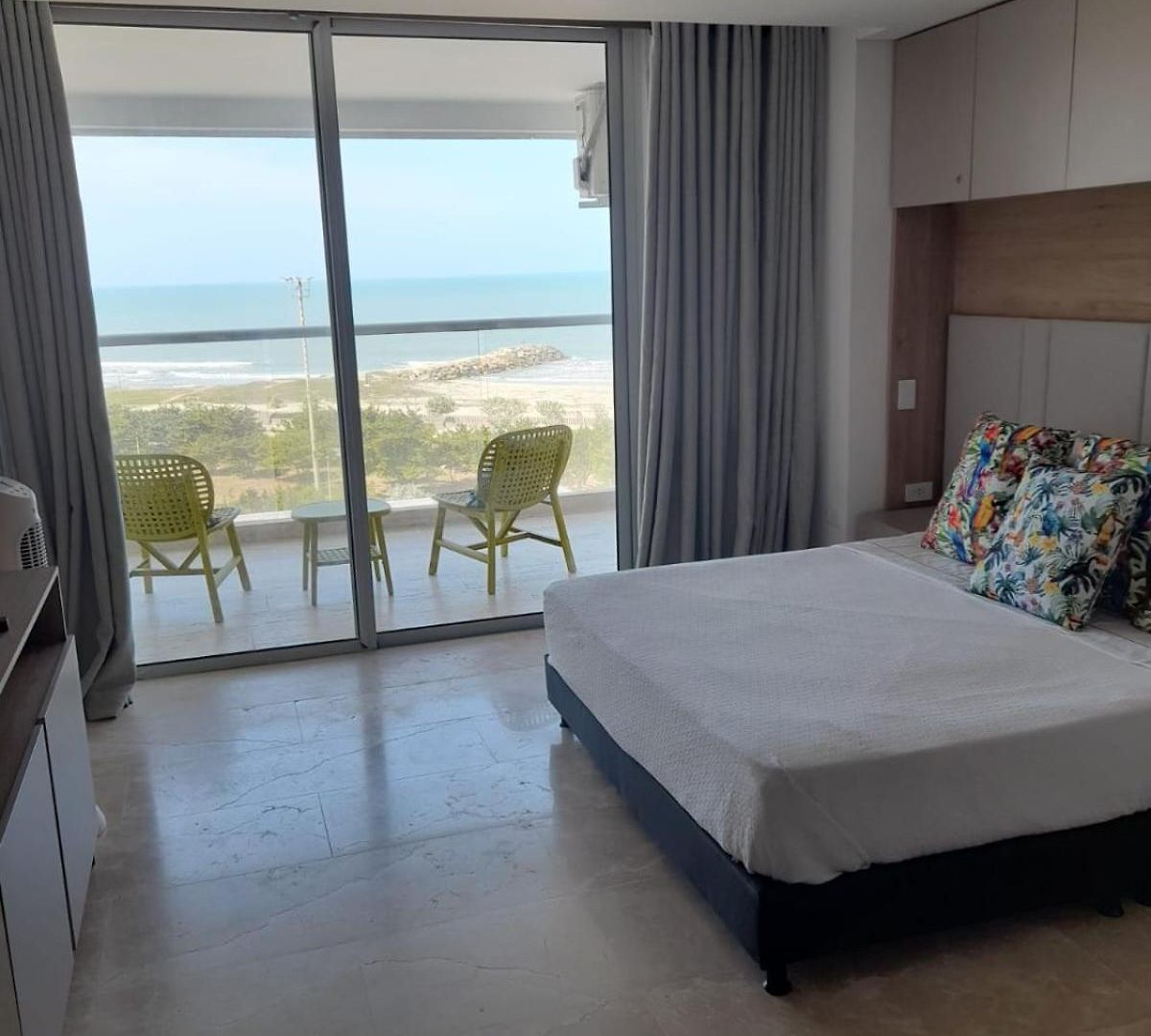 Cartagena Beach Resort Hotel 5*